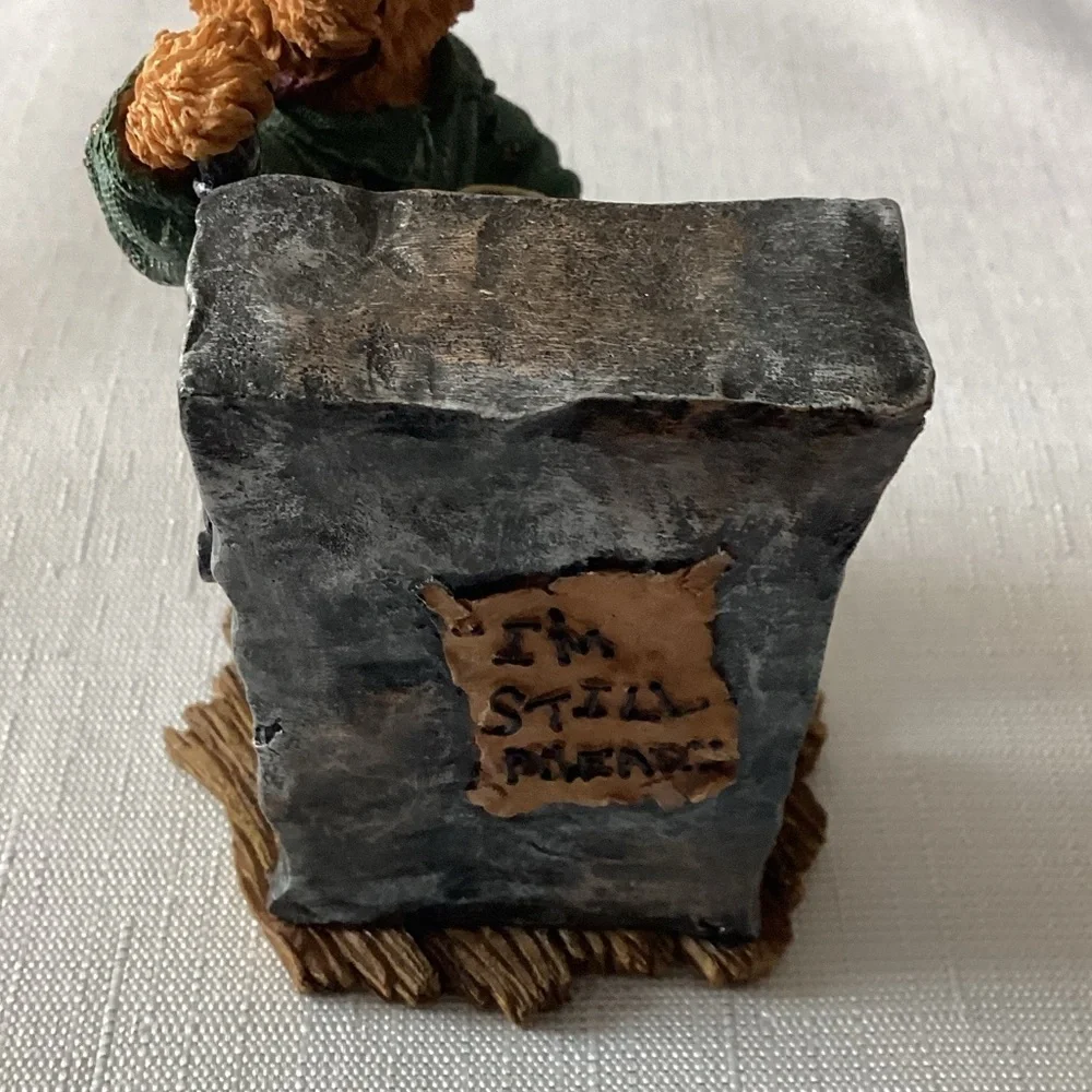 Boyd Bear Vintage Resin Slot Player